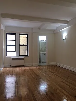 Rented by Meraki Realty LLC | media 23