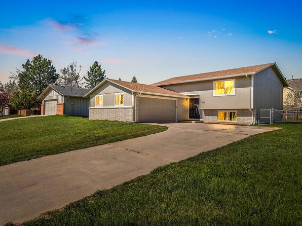 1101 Timber Ln