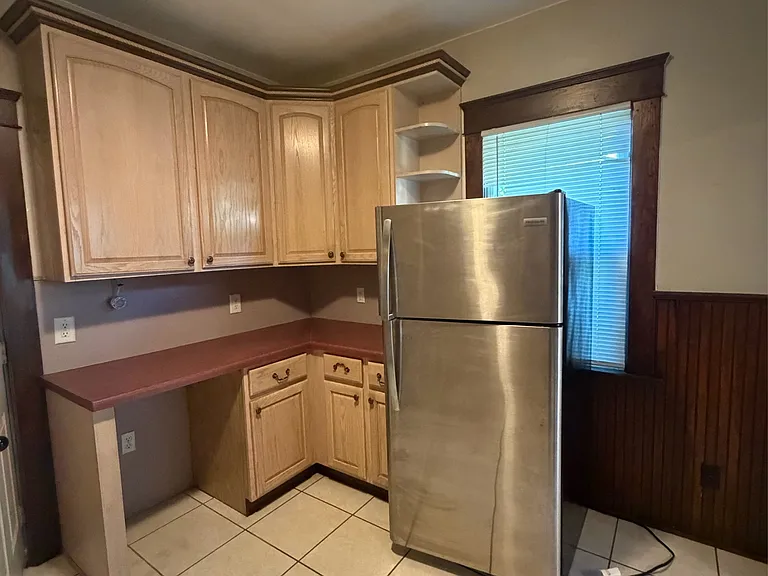 610 N Sycamore St #1 — Photo 24