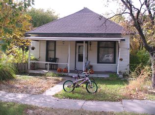 221 N Walnut St, Hoisington, KS 67544