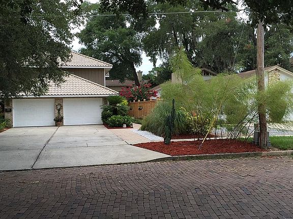 2nd image of 1037 Aragon Ave