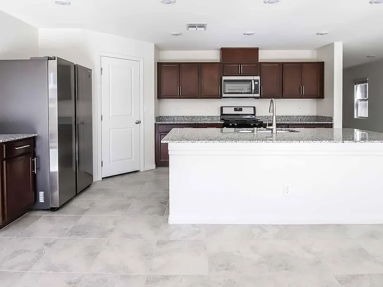 7087 Baza Ave — Photo 5