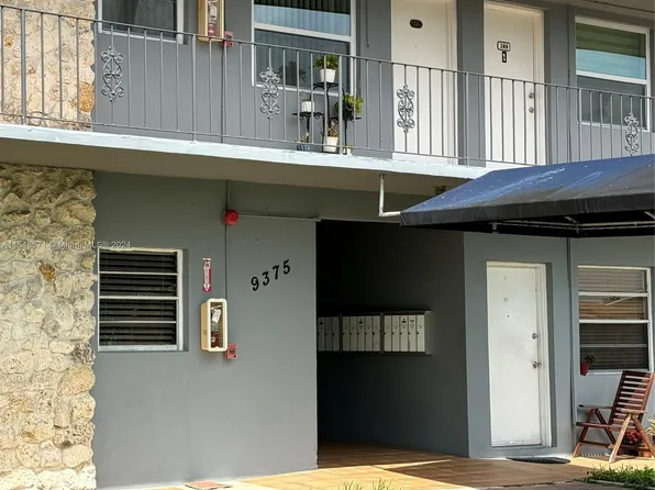 9375 SW 40th Ter APT 104, Miami, FL 33165