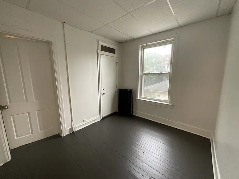 120 S Hartley St — Photo 7