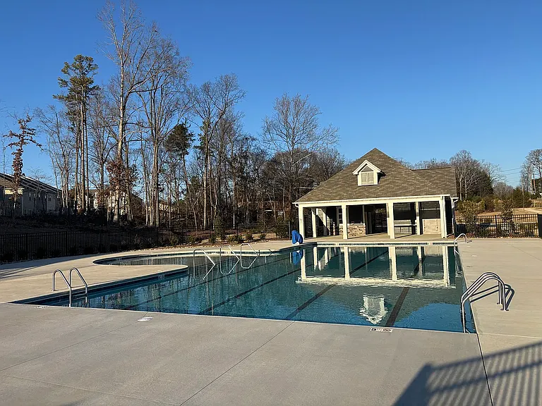 8138 Ramsburg Dr — Photo 35