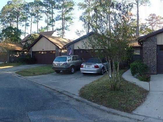 1st image of 56 Hidden Cove Dr