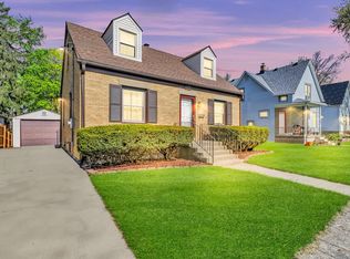 735 S 3rd St, Dekalb, IL 60115