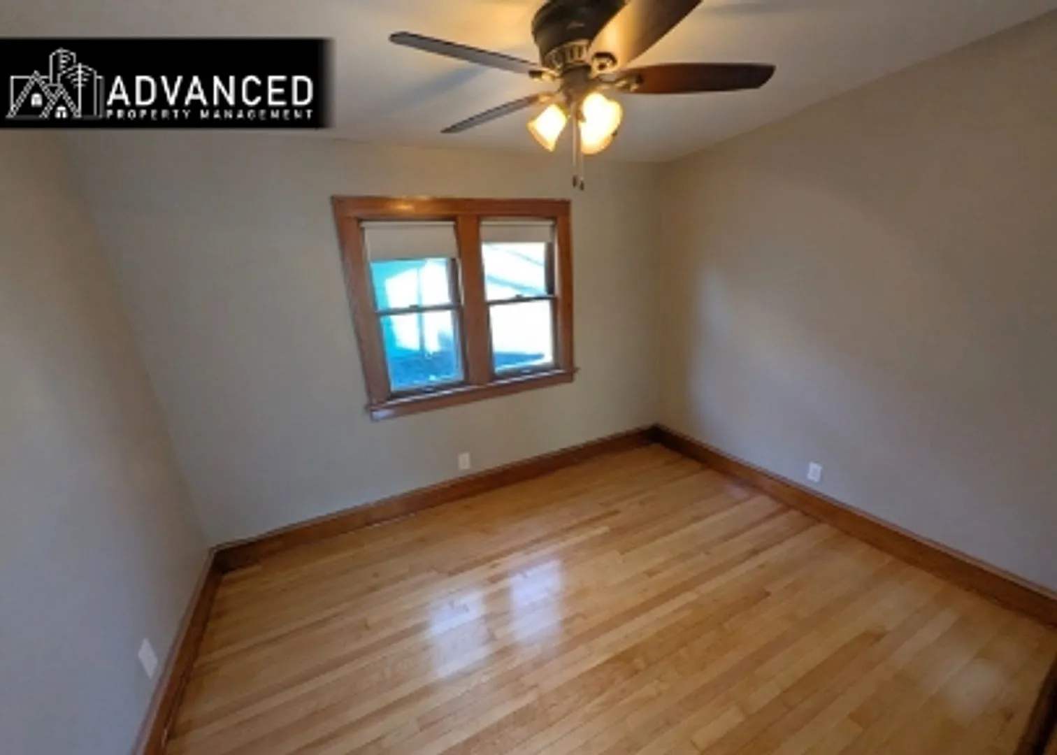 3893 Doctor William Finlayson Street — Photo 2