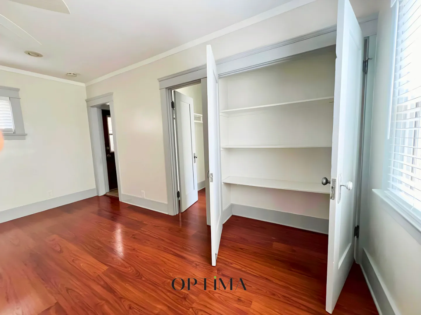 1170 Cherry Ave — Photo 4