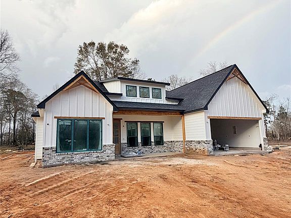 2nd image of 1061 Denson Allen Rd