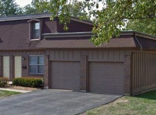 2365 Charlemagne Dr, Maryland Heights, MO