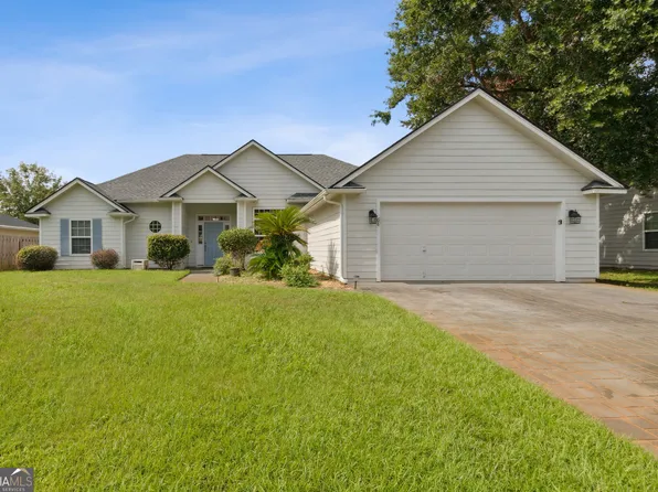 68 Creekside Dr, Saint Marys, GA 31558