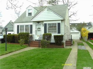 250 Grand Ave, West Hempstead, NY 11552