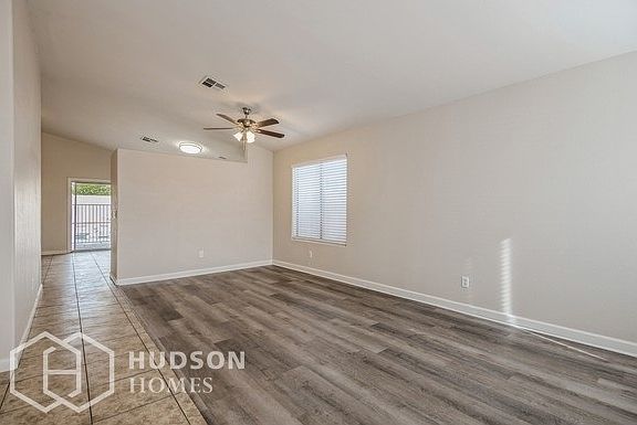 3rd image of 3006 W Melinda Ln
