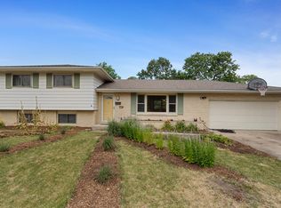 1106 E Mumford Dr, Urbana, IL