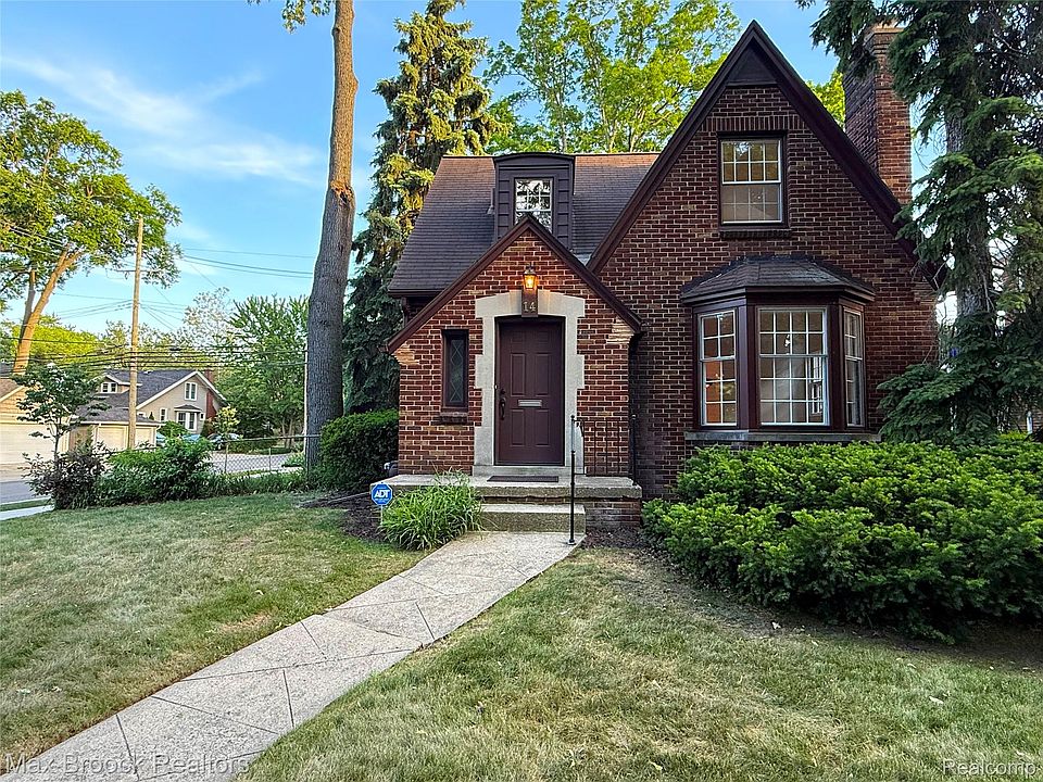 1st image of 14 Fairwood Blvd