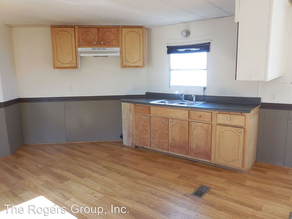 2nd image of 140 N Shank St Lot 29