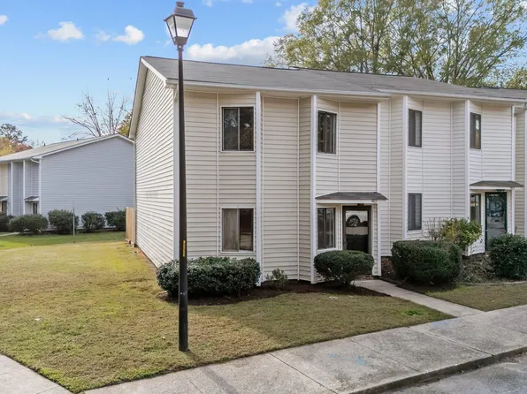 1401 Foxwood Dr, Garner, NC 27529
