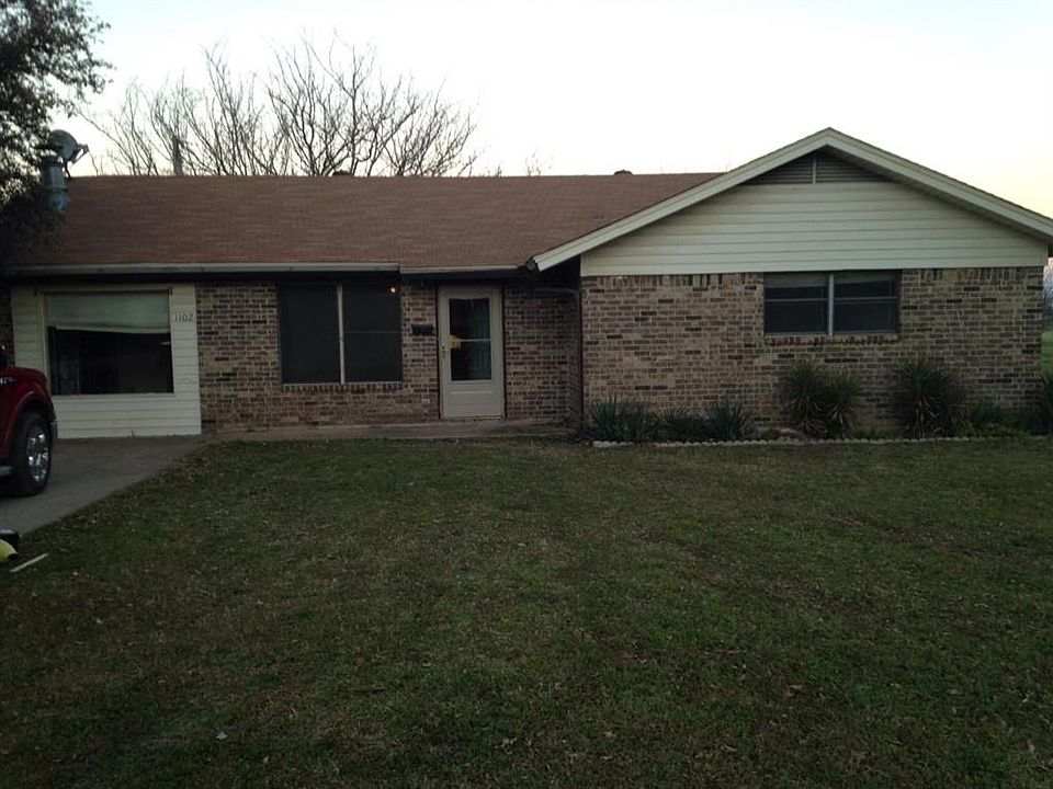 1st image of 1102 S Bassett St