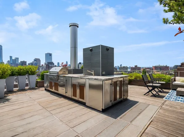 552 Laguardia Pl APT 10, New York, NY 10012