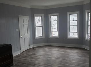 224 Doyle St FLOOR 3, Fall River, MA 02723