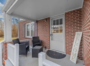939 Old White Hill Rd, Stuarts Draft, VA 24477