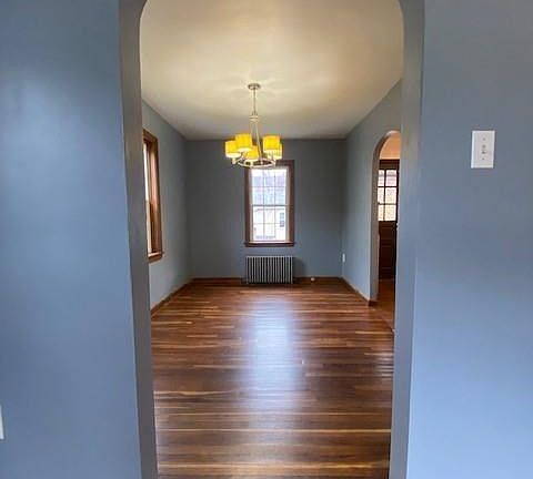 5th image of 143 Joseph Ave