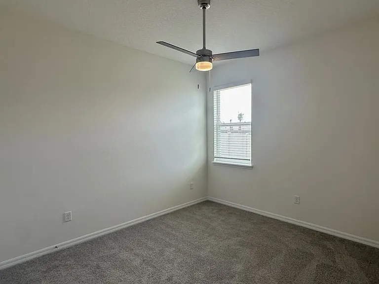 3272 Arch Ave — Photo 36