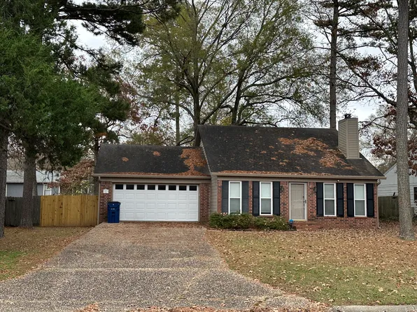 9 Oak Forest Dr, Maumelle, AR 72113