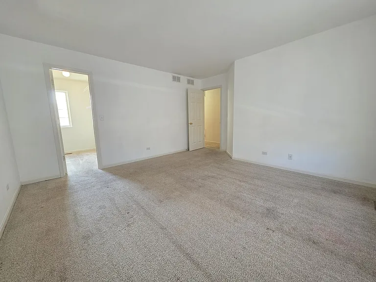 3996AURORA Blackstone Dr — Photo 18