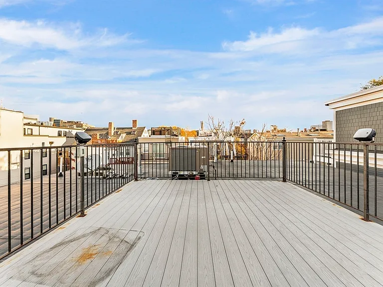 146 Athens St #3 — Photo 27