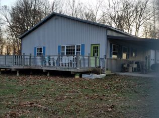 24026 E 1950th Rd, Dennison, IL 62423