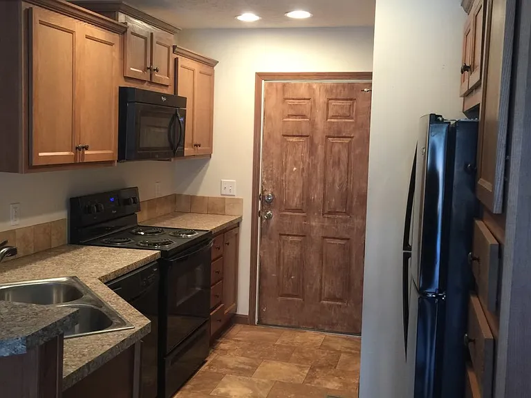 36 Central Ave #B — Photo 1