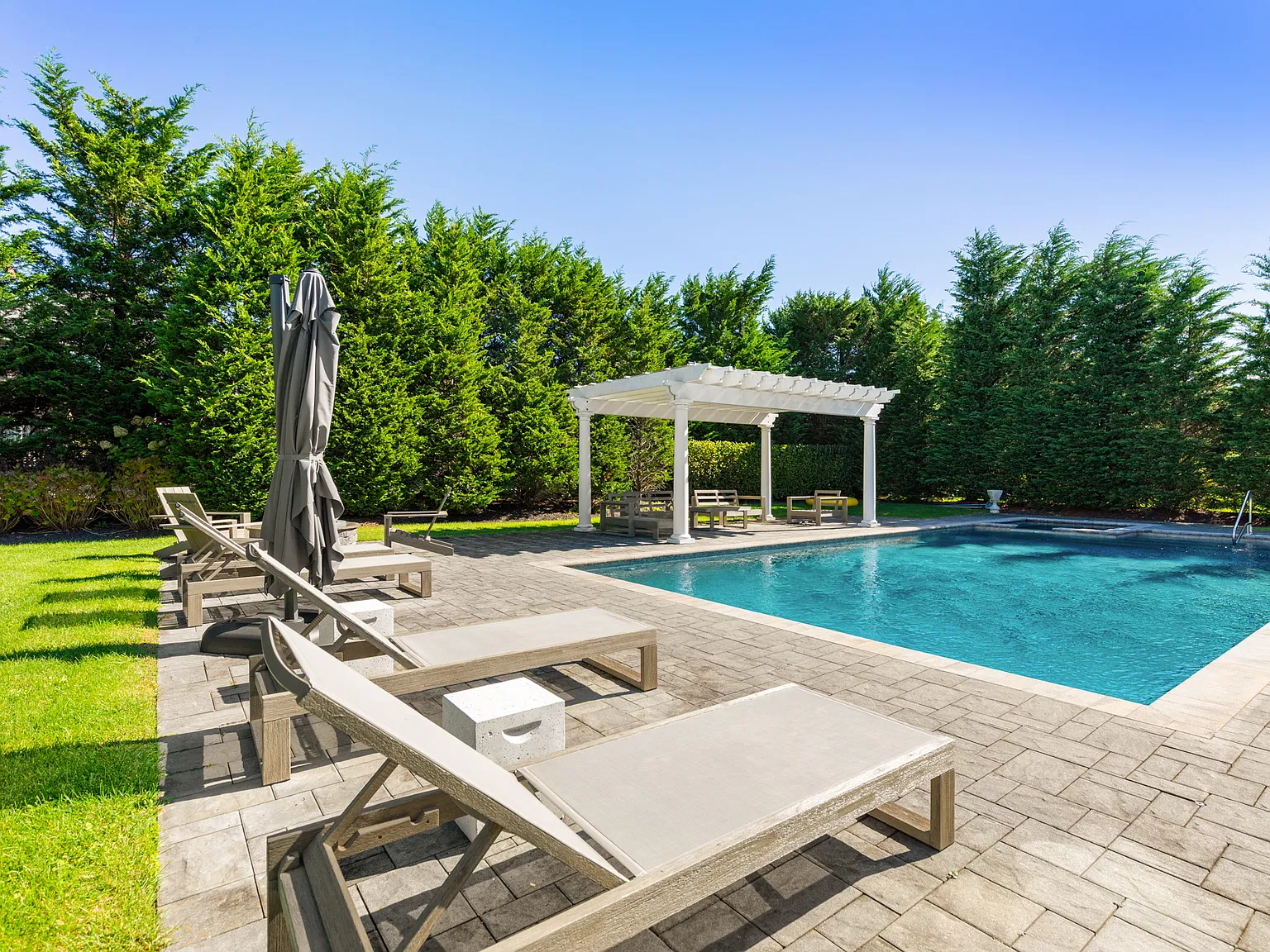 Summer Bliss in Southampton Meadow Estates! — Photo 2