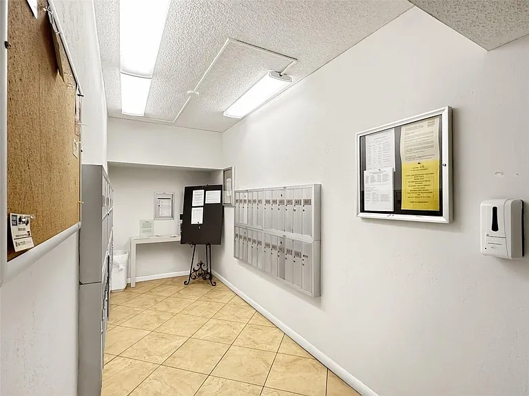 3505 Oaks Way #310 — Photo 31
