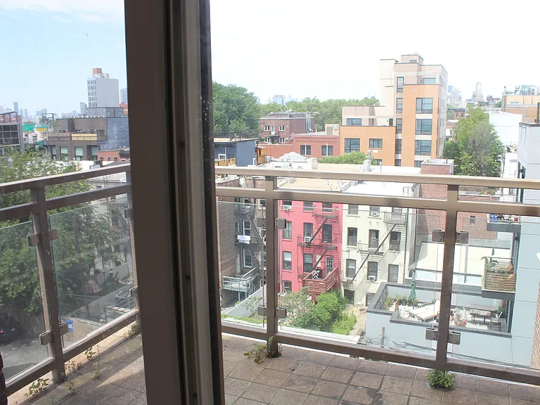 562 Court St #5B — Photo 8