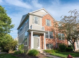 2508 Emily Ln, Elgin, IL 60124