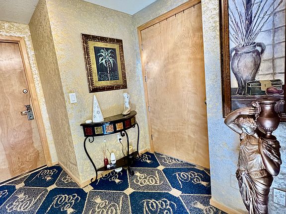 3rd image of 101 Palm Dr #317