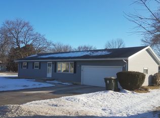 125 Rickel Rd, Sun Prairie, WI 53590