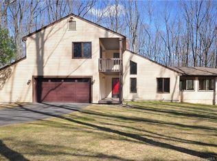 35 Heather Ln, North Granby, CT 06060