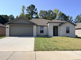 34 Wolfsbridge Loop, Cabot, AR 72023