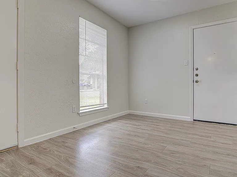 5301 Indio Cir — Photo 13
