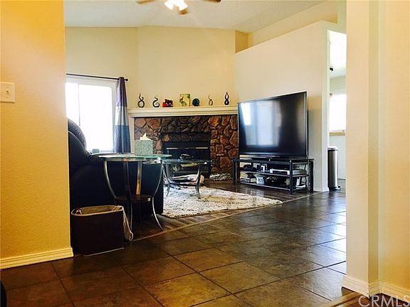 3rd image of 1135 Teton Ct