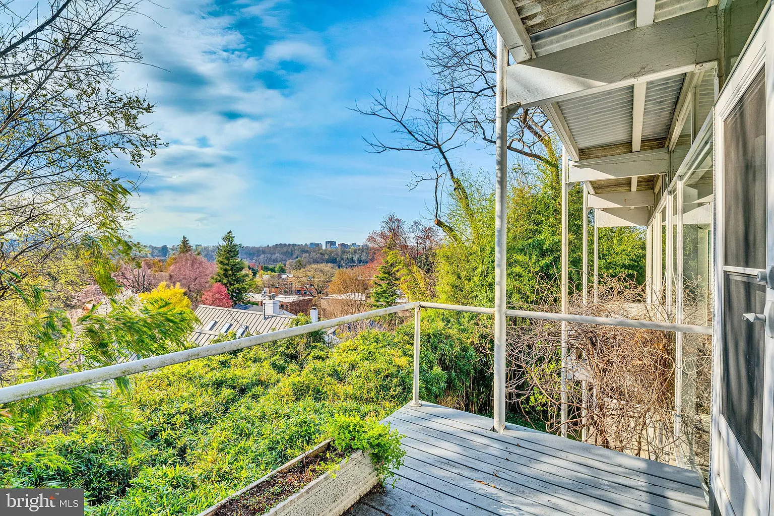 4564 Indian Rock Ter NW photo 1