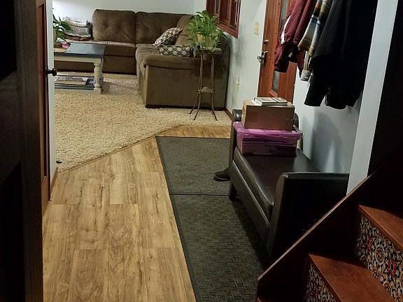 3rd image of 952 Poplar Dr