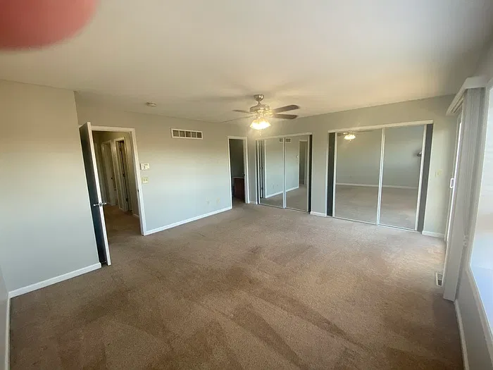 3 bed, 2.5 bath, 1800 sqft, $1,795 — Photo 3