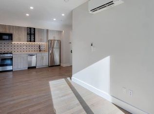 216 Bainbridge St #2F, Brooklyn, NY 11233