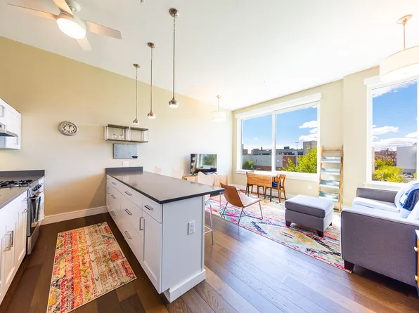 167 Newbury Street #303, Portland, ME 04101