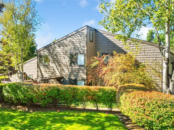 200 Wildflower Dr, Ithaca, NY 14850