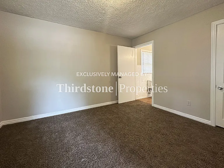 7350 Linda Dr — Photo 13